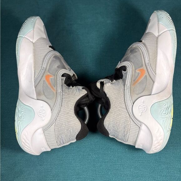 Size 7.5 - Men’s Nike KD Trey X Wolf grey volt crimson shoes - Picture 5 of 8